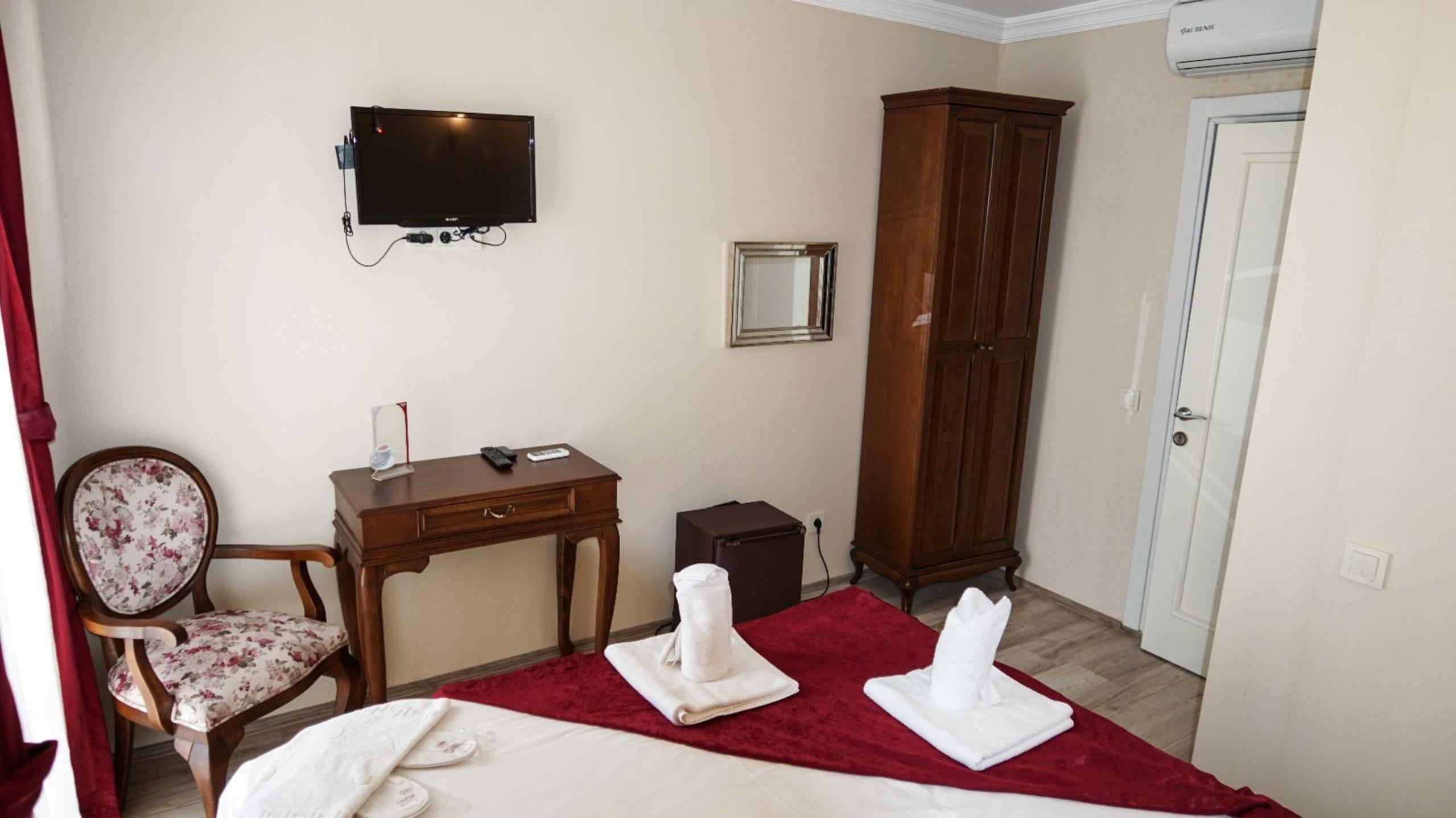 Pelit Boutique Hotel Prinseneilanden Buitenkant foto
